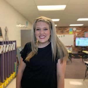 Meet your Posher, Laura